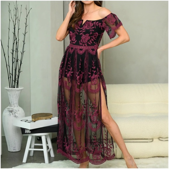 OFF SHOULDER ALL OVER LACE MAXI DRESS - Picture 4 of 6